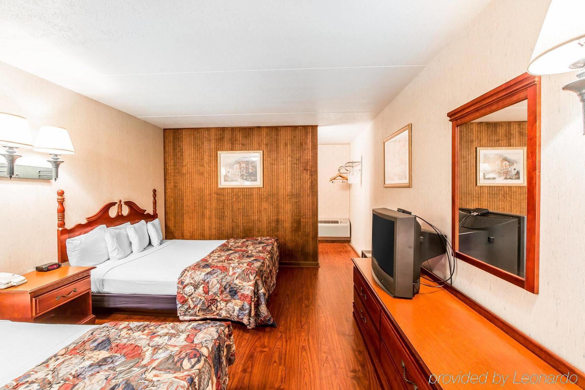 Wild Bear Inn Pigeon Forge Exteriér fotografie