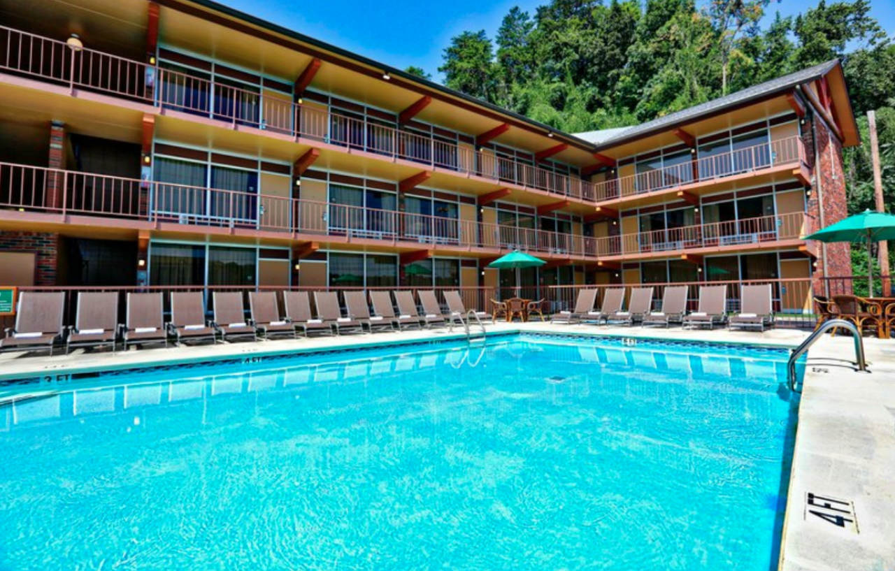Wild Bear Inn Pigeon Forge Exteriér fotografie